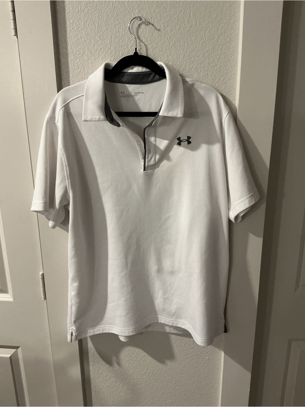 Under Armour Men’s White Polo with Black Trim